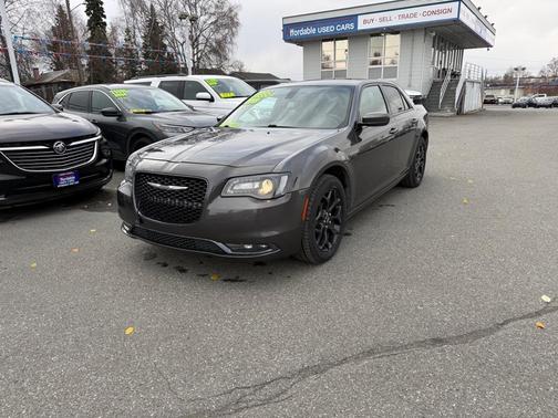 2019 Chrysler 300 S
