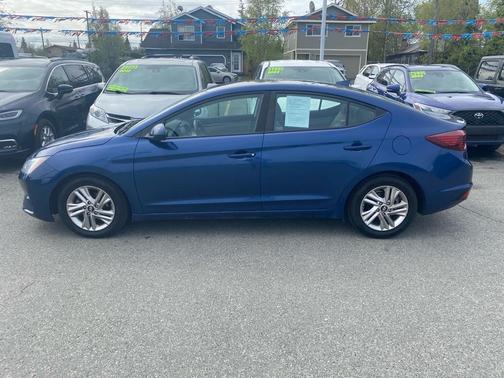 2019 Hyundai ELANTRA SEL
