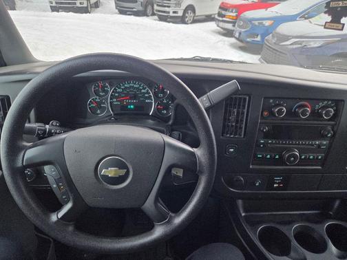 2014 Chevrolet Express 2500 LS