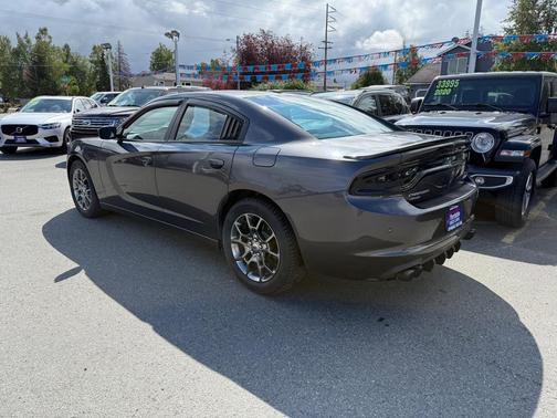 2017 Dodge Charger SXT