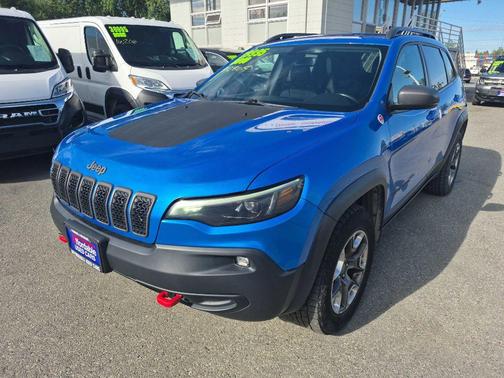 Blue 2019 Jeep Cherokee Trailhawk