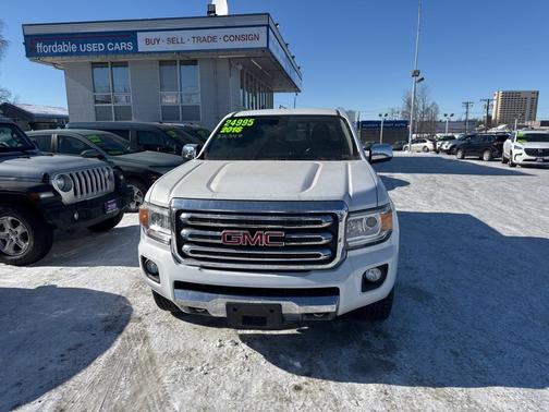 White 2016 GMC Canyon SLT