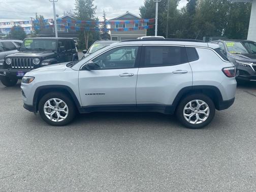 2024 Jeep Compass Latitude