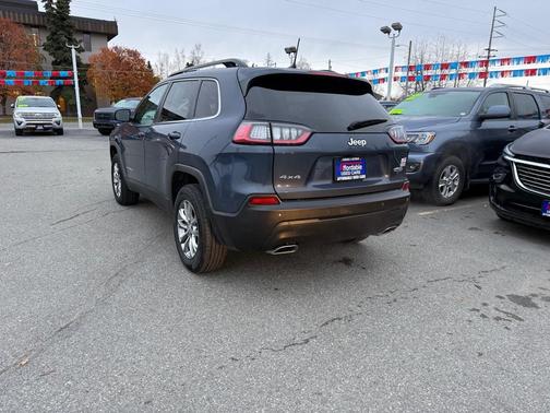 2022 Jeep Cherokee Latitude Lux