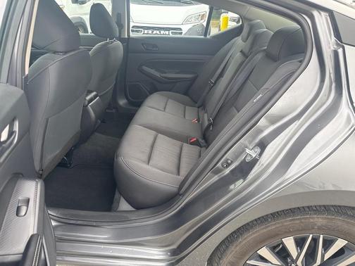 Gun Metallic 2024 Nissan Altima 2.5 SV