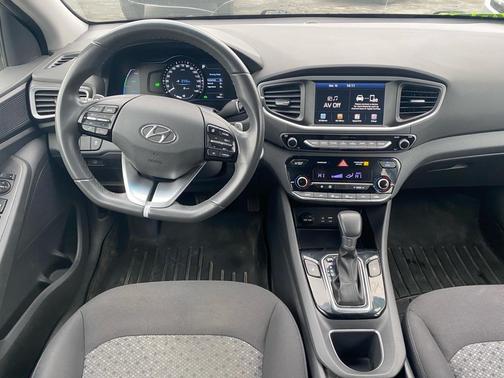 2018 Hyundai IONIQ Hybrid SEL
