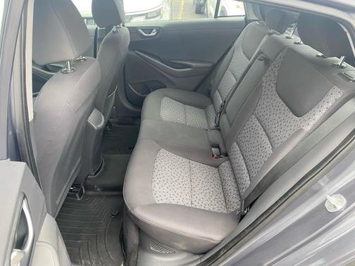 2018 Hyundai IONIQ Hybrid SEL