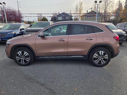 2024 Mercedes-Benz GLA 250 Base 4MATIC