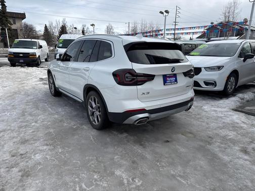 White 2022 BMW X3 xDrive30i