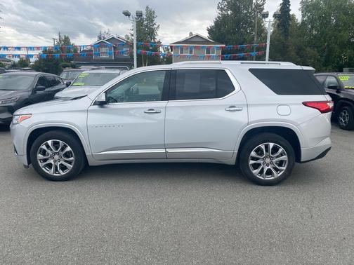 2021 Chevrolet Traverse Premier