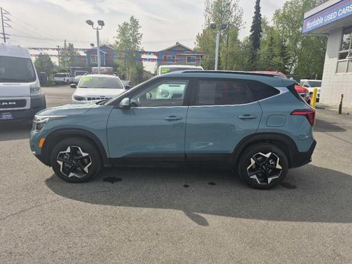 Blue 2024 Kia Seltos EX