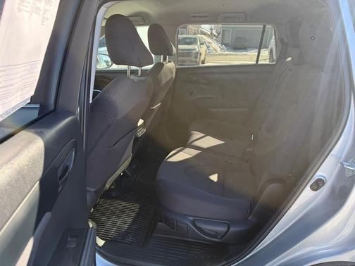 Silver 2023 Toyota Highlander L