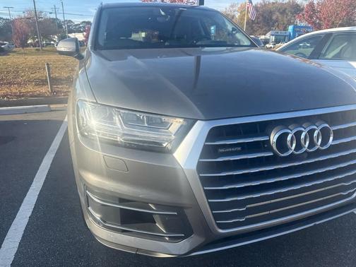 2017 Audi Q7 3.0T Prestige