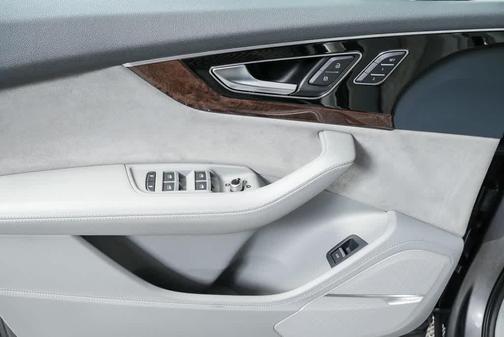 2017 Audi Q7 3.0T Prestige