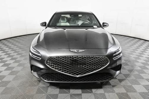 Makalu Gray 2026 Genesis G70 2.5T