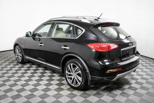2016 INFINITI QX50 Base