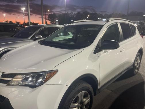 2014 Toyota RAV4 LE