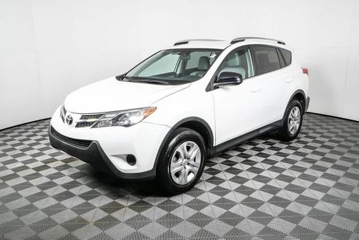 2014 Toyota RAV4 LE