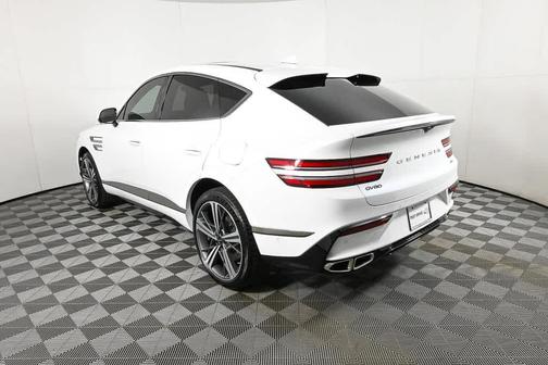 Uyuni White 2026 Genesis GV80 Coupe 3.5T e-SC