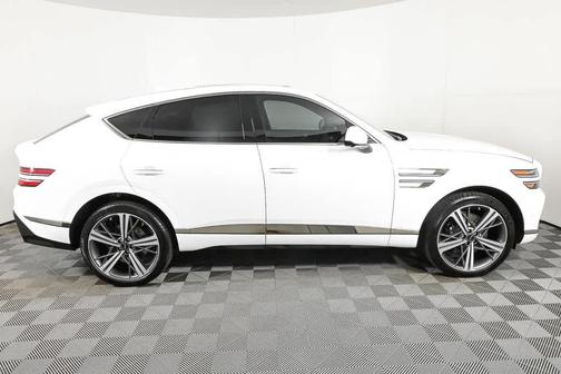 Uyuni White 2026 Genesis GV80 Coupe 3.5T e-SC