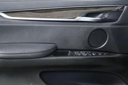 2016 BMW X6 xDrive35i