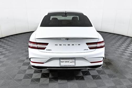 2025 Genesis G80 2.5T