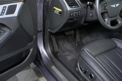 2016 Hyundai Genesis 3.8