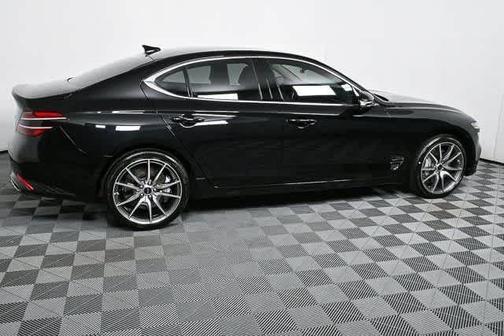 2026 Genesis G70 2.5T Standard