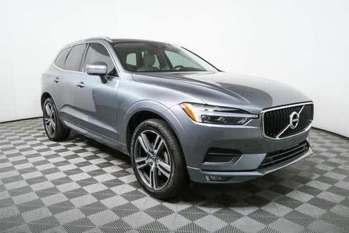 2021 Volvo XC60 T5 Momentum