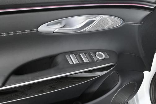 2026 Genesis GV70 2.5T