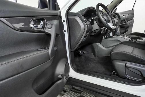 Glacier White 2020 Nissan Rogue S