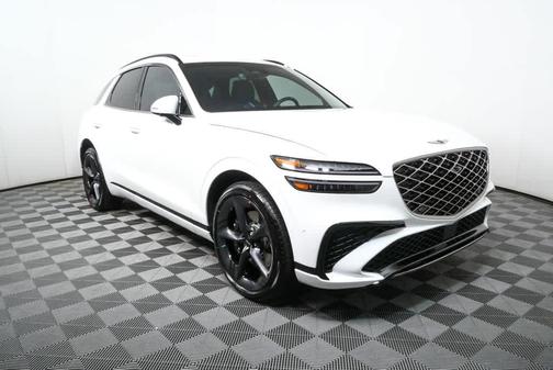 Uyuni White 2026 Genesis GV70 2.5T Sport Prestige