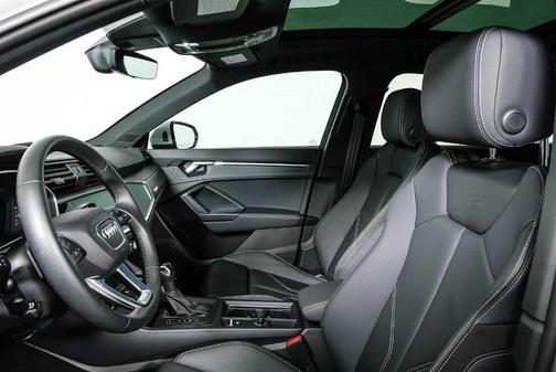 Ibis White 2022 Audi Q3 45 S line Premium Plus