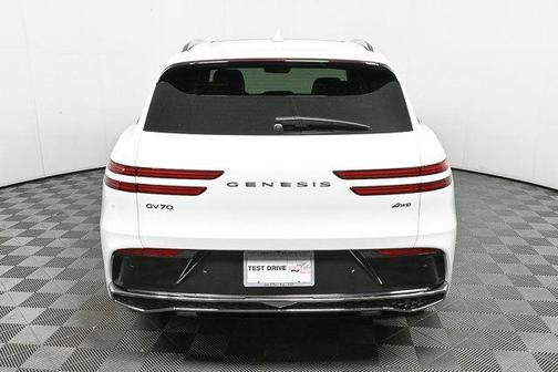 2026 Genesis GV70 2.5T Select