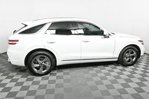 2026 Genesis GV70 2.5T Select