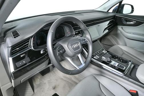2021 Audi Q7 55 Premium Plus