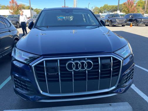 2021 Audi Q7 55 Premium Plus
