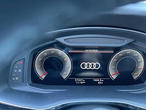 2021 Audi Q7 55 Premium Plus