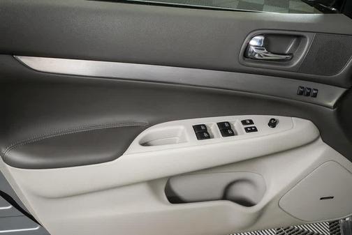 2013 INFINITI G37 Journey