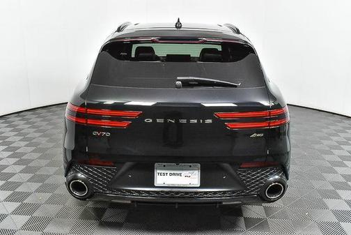 2025 Genesis GV70 2.5T