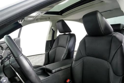 Eminent White Pearl 2023 Lexus ES 300h