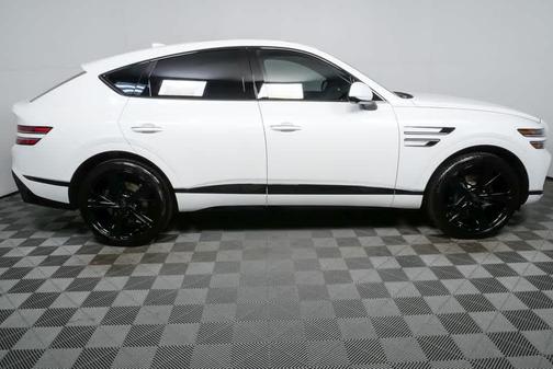 Uyuni White 2026 Genesis GV80 Coupe 3.5T e-SC Prestige Black