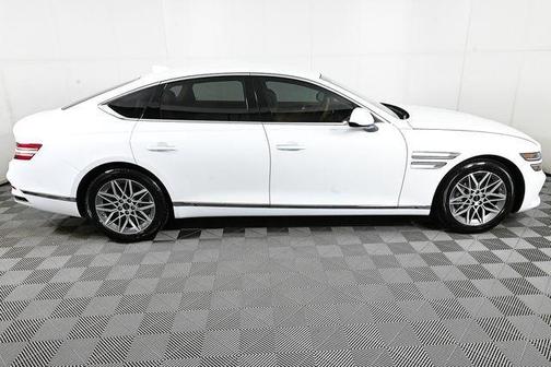 2025 Genesis G80 2.5T