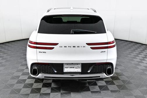 2025 Genesis GV70 2.5T