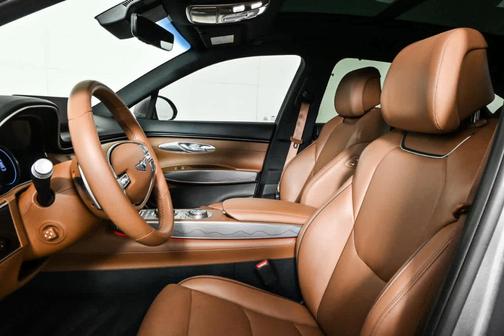 2022 Genesis GV70 2.5T