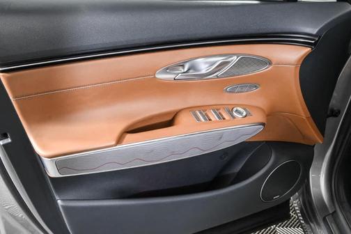 2022 Genesis GV70 2.5T