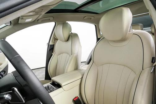 2017 Genesis G80 3.8