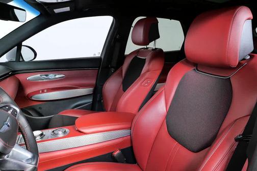 2024 Genesis GV70 2.5T