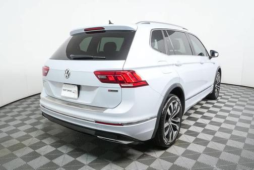 2019 Volkswagen Tiguan 2.0T SEL Premium R-Line