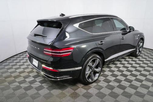 Vik Black 2027 Genesis GV80 2.5T